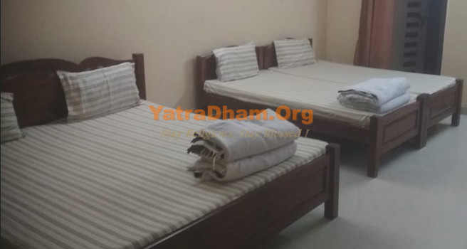 Jodhpur Shri Nilwarn Parshvnath Jain Muhtaji Dharamshala Room View 