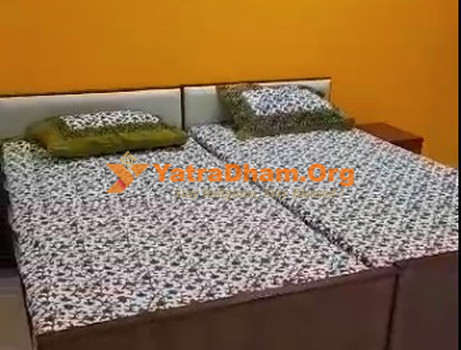 Navipol Parshwanath Digambar Jain Dharamshala Vadodara 2 Bed Room