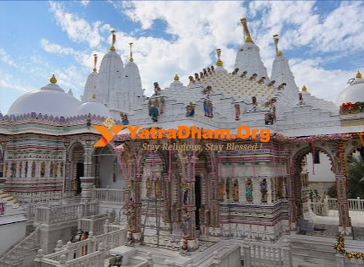 Jakhau Shree Jakhau Ratantunk Jain Derasar Dharamshala Temple