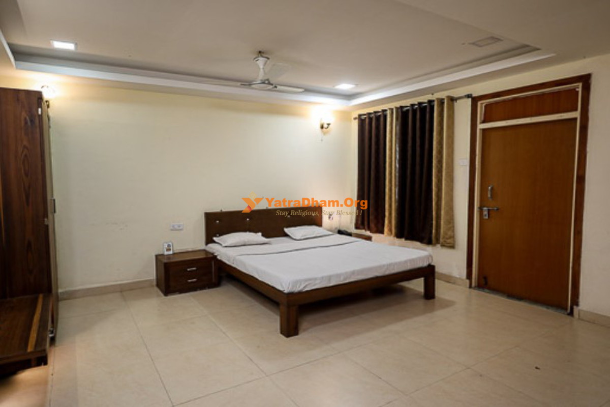 MTDC Yatri Niwas Bhimashankar 2 Bed Room