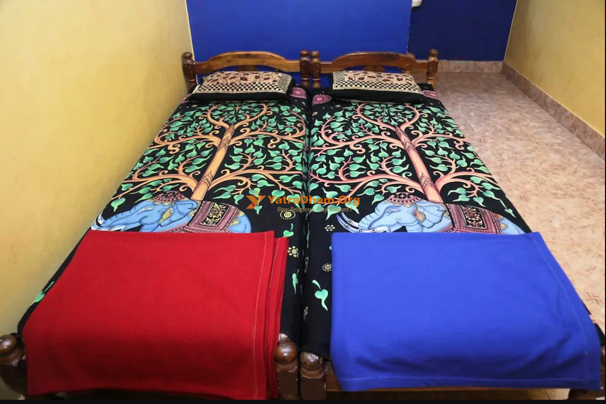 Gokarna Balakrishna Guest House 2 Bed Room View