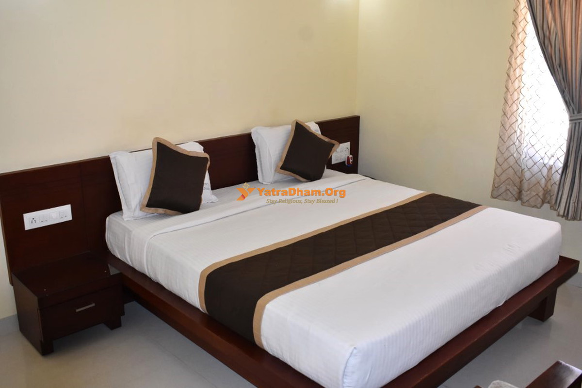 Hotel Akshayadhara Subramanya 2 Bed Room