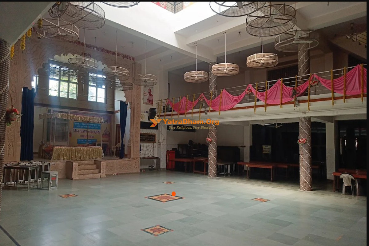 Kota - Shri Digambar Jain Dharamshala (Talwandi) - Hall View_1