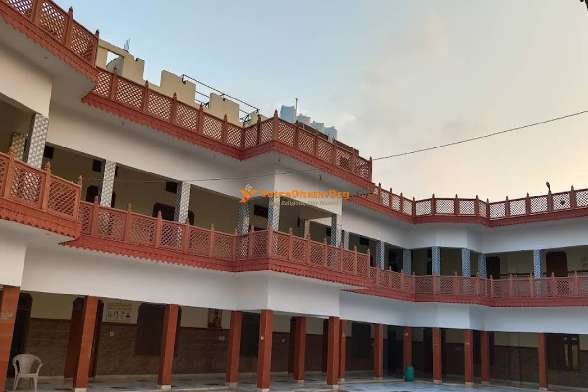Shri Kailadevi Yatri Niwas (Jhansi Walo Ki Dharamshala) Kaila Devi Building
