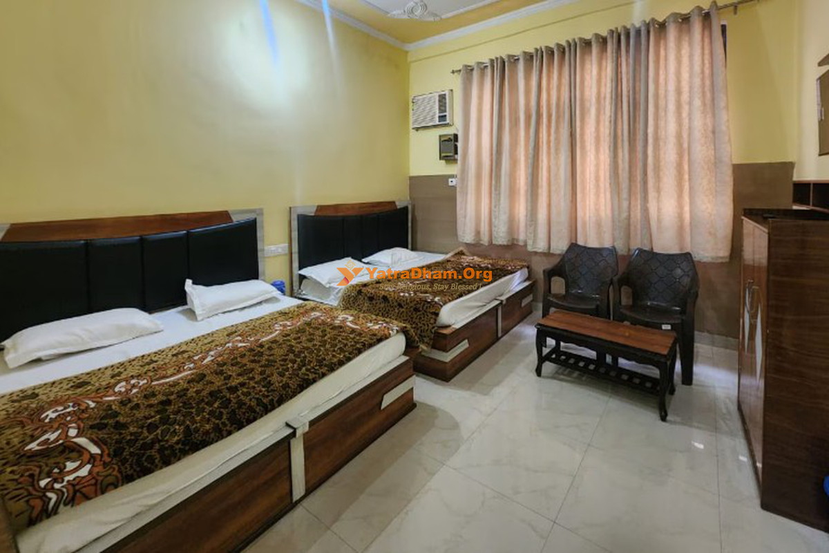 Om Shanker Palace Shiv Khori 4 Bed Room