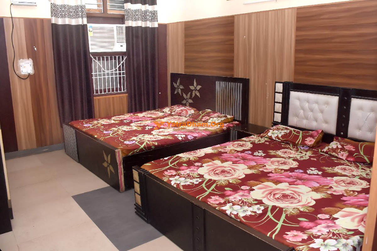 Shri Ram Balaji Bhavan Dharamshala Mehandipur Room View