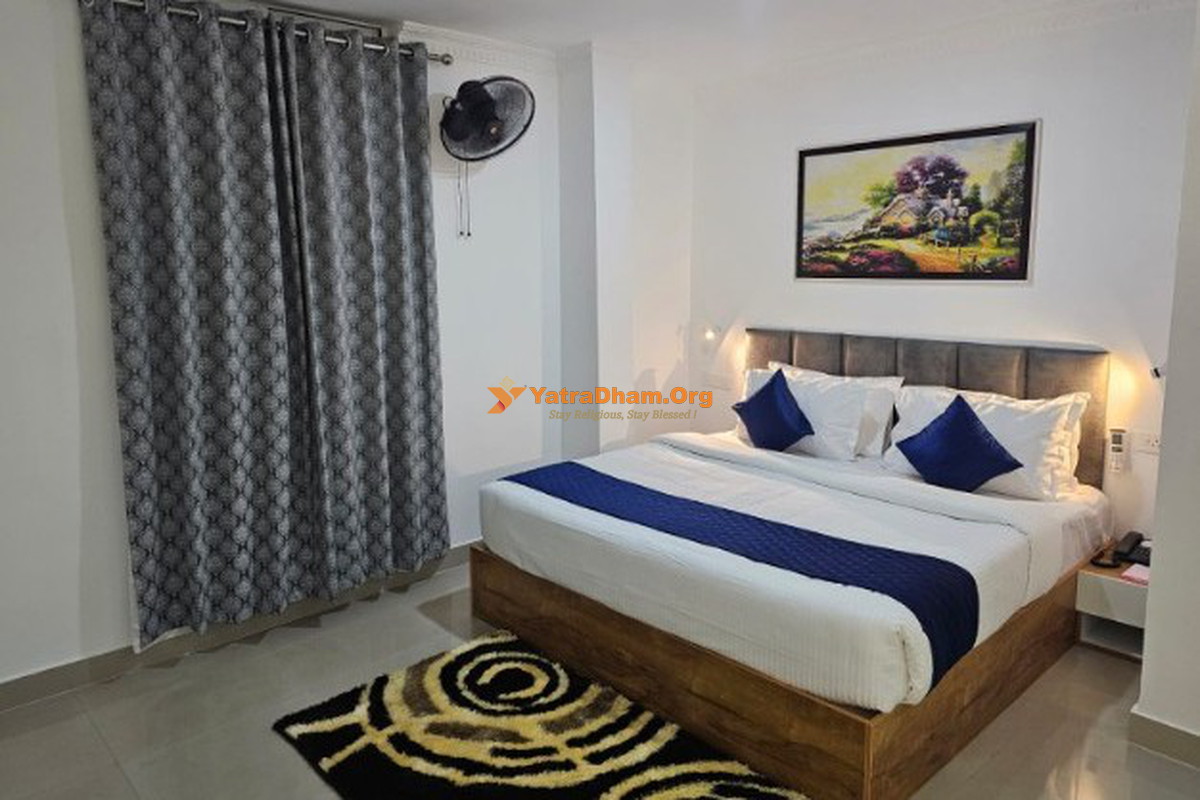 Hotel Pearl Residency Chadayamangalam 2 Bed Room