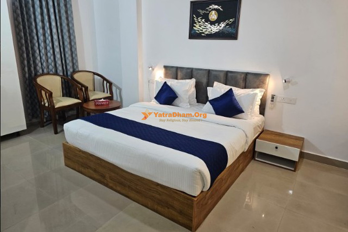 Hotel Pearl Residency Chadayamangalam 2 Bed Room