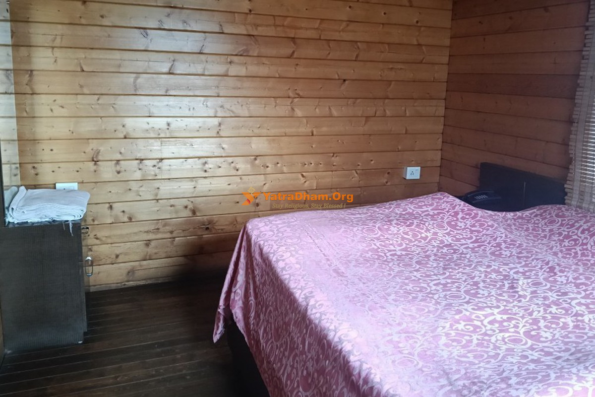 GMVN Nanda Devi Eco Tourist Resort Auli Family Room View