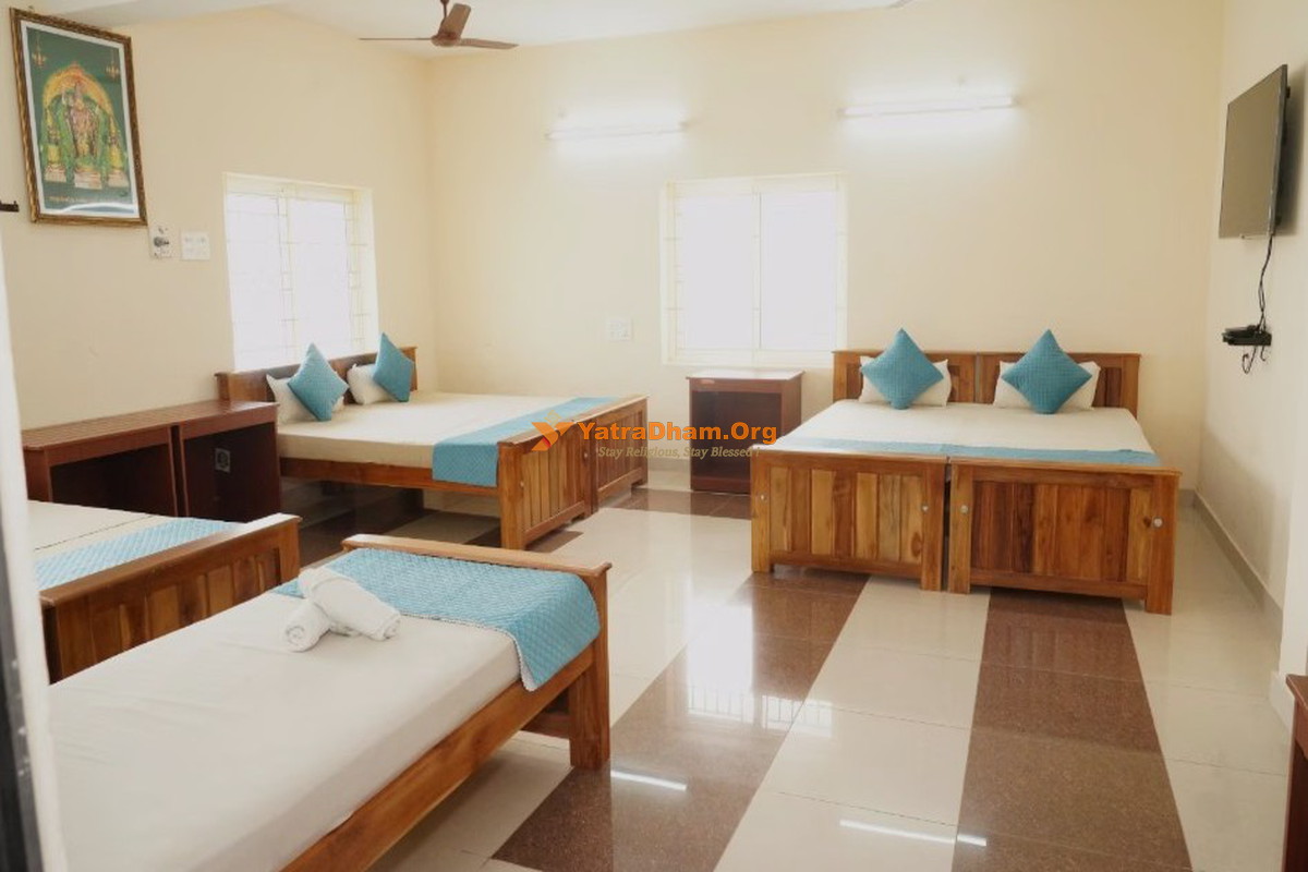 Hotel Aalayam Yatri Nivas Tiruchendur 7 Bed Executive Family Non AC Room View