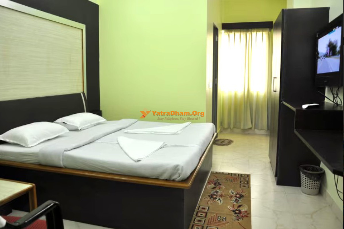 Hotel Barbareek - Shillong 2 Bed Room View