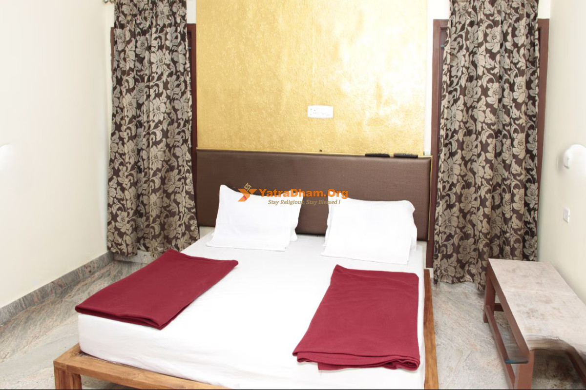 Kavadi Farm House - Palani 4 Bed Room View
