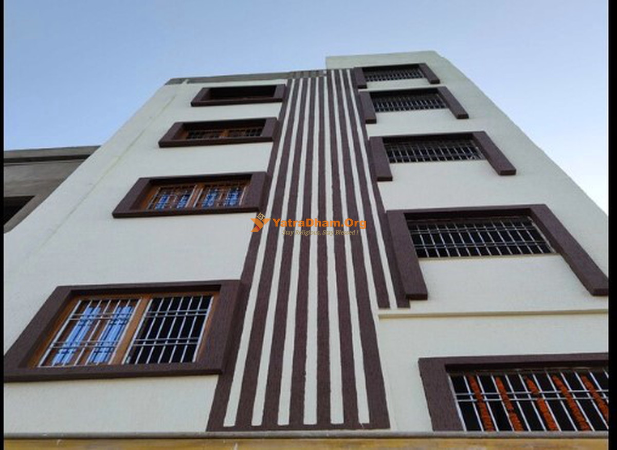 Deoghar Hotel Meera Dham Building View