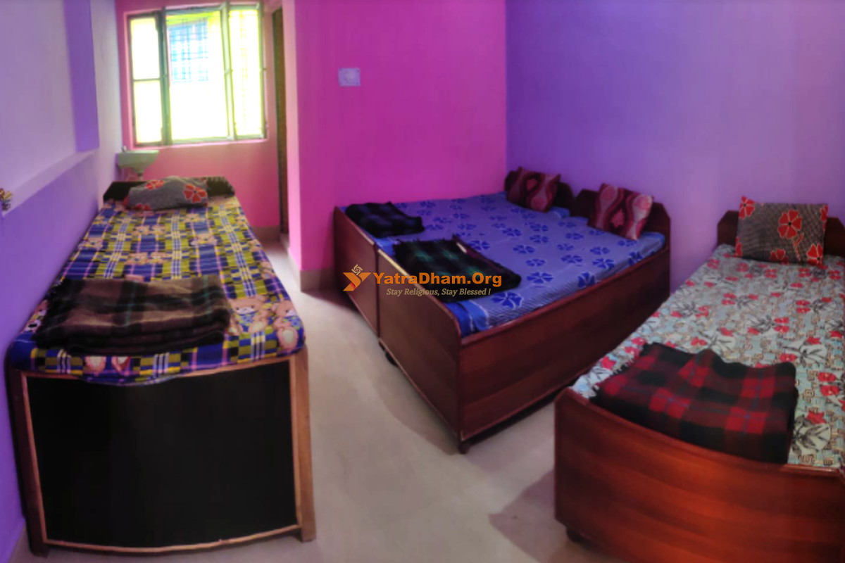 Shiv Mandir Dharamshala Uttarkashi 4 Bed Room