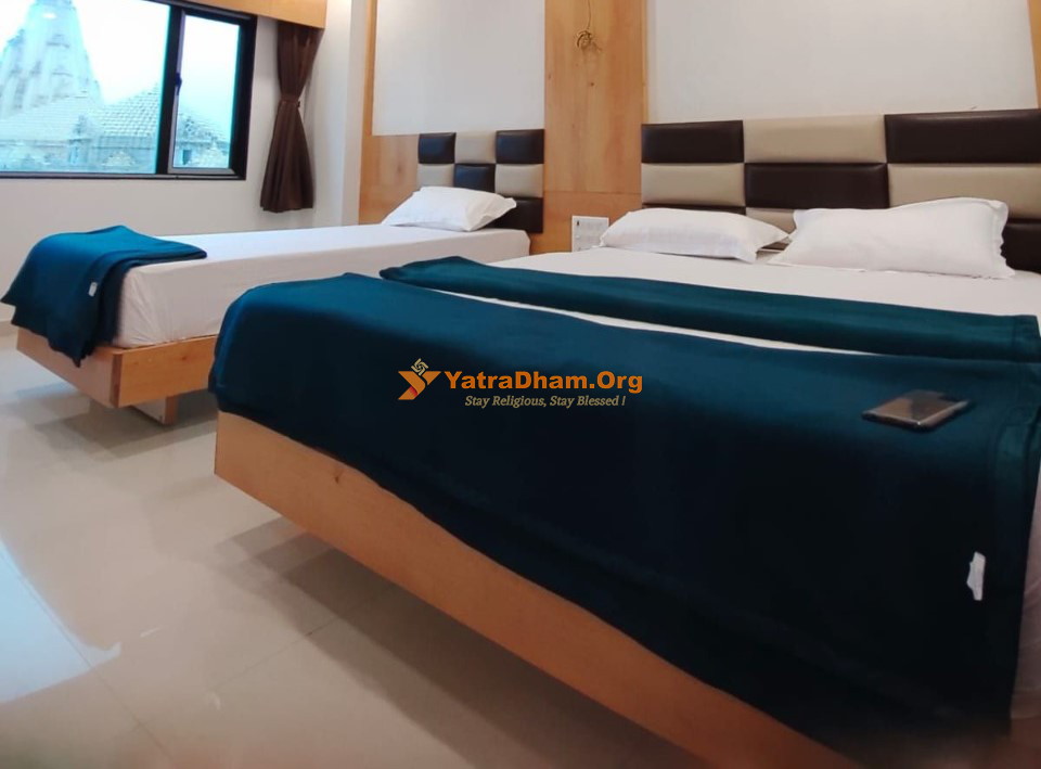 Hotel Shivaay Somnath 3 Bed Room