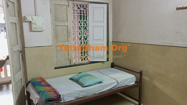 Sri Siddeshwara Annadhana Satram Room