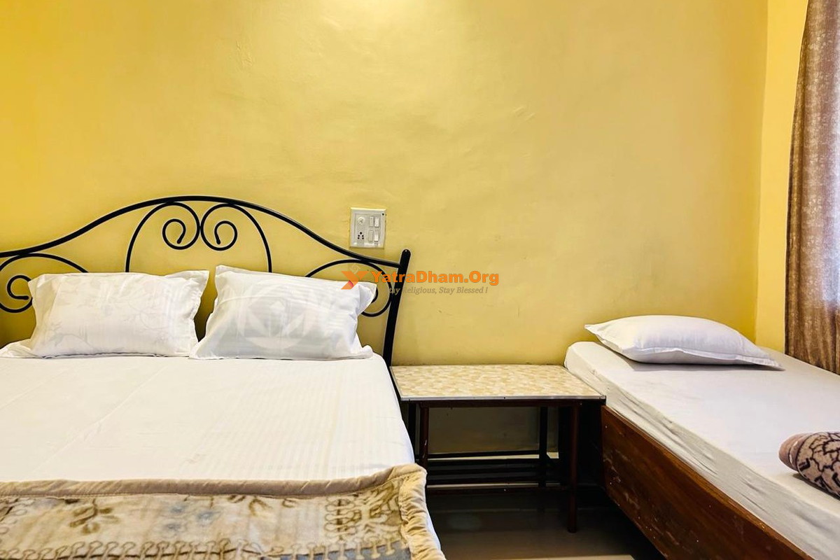 Siddha Ashram Ujjain 3 Bed Room