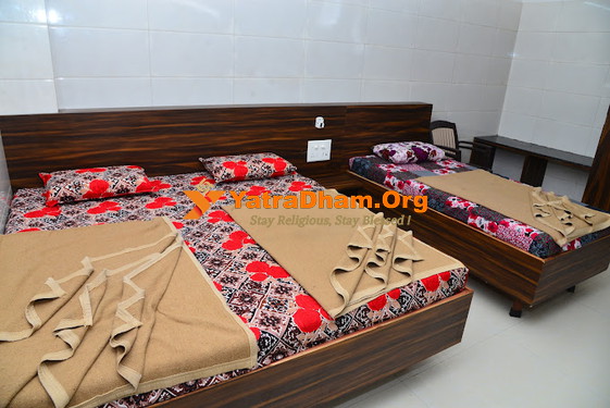 ABBKN Karivena Brahmana Satram Dharamshala Shirdi Room