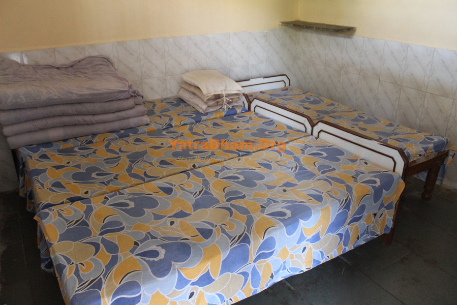Smt Kashibai Gujarati Leuva Patidar Samaj Dharamshala Room