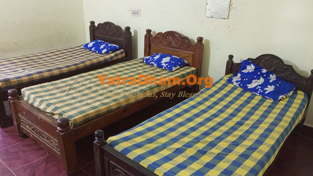 Sri Veerabhadra Bhikshavriti Swami Madh Srisailam Room