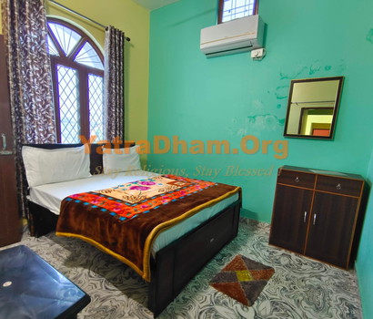 Hotel Divyansh Srinagar Room