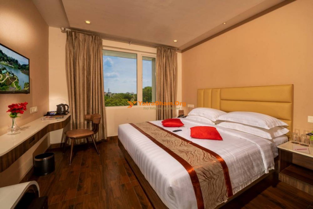 Hotel CR Grande Madurai Room