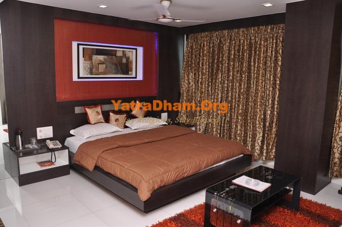 Hotel Stay Inn Room Surat 2 Bed AC Room