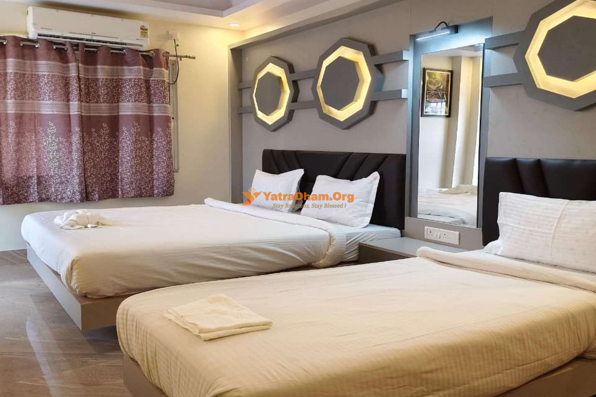 Hotel Shreesh Mayapur Room View