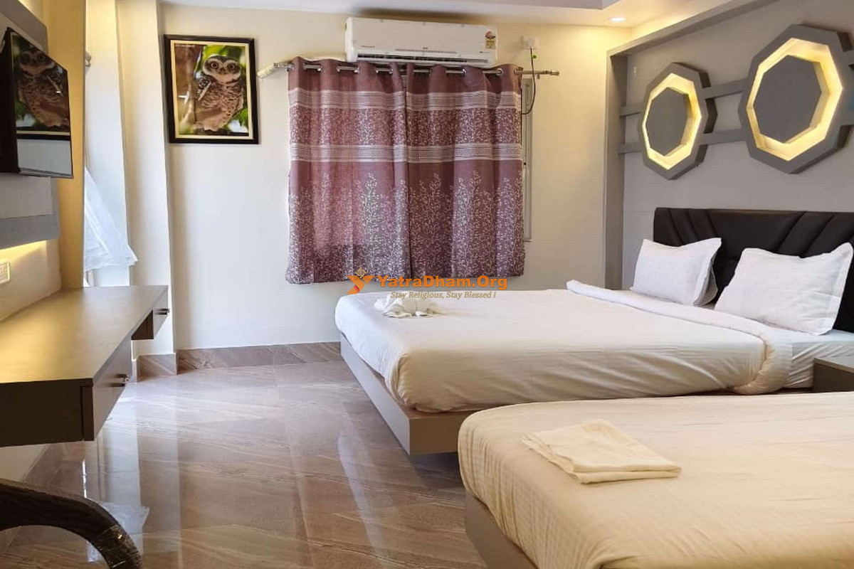 Hotel Shreesh Mayapur Room View
