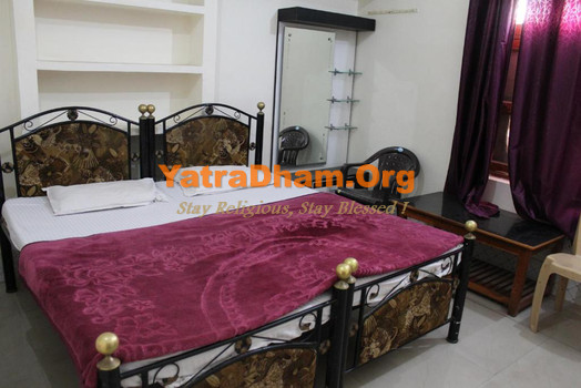 Orccha Hotel Sunset 2 Bed Room View 4