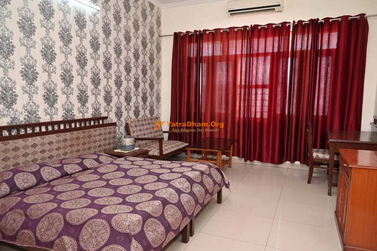Bharat Bhoomi Tourist Complex (GMVN) Rishikesh 2 Bed Super Deluxe Room