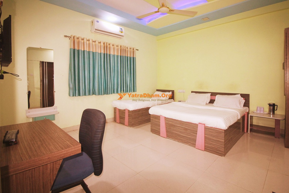 Hotel Somnath Sagar Somnath 4 Bed Room View