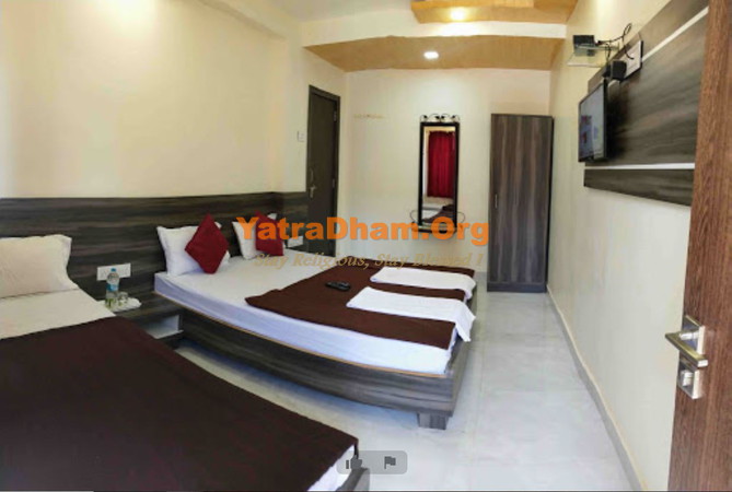Hotel Suraj Plaza Mahabaleshwar Room