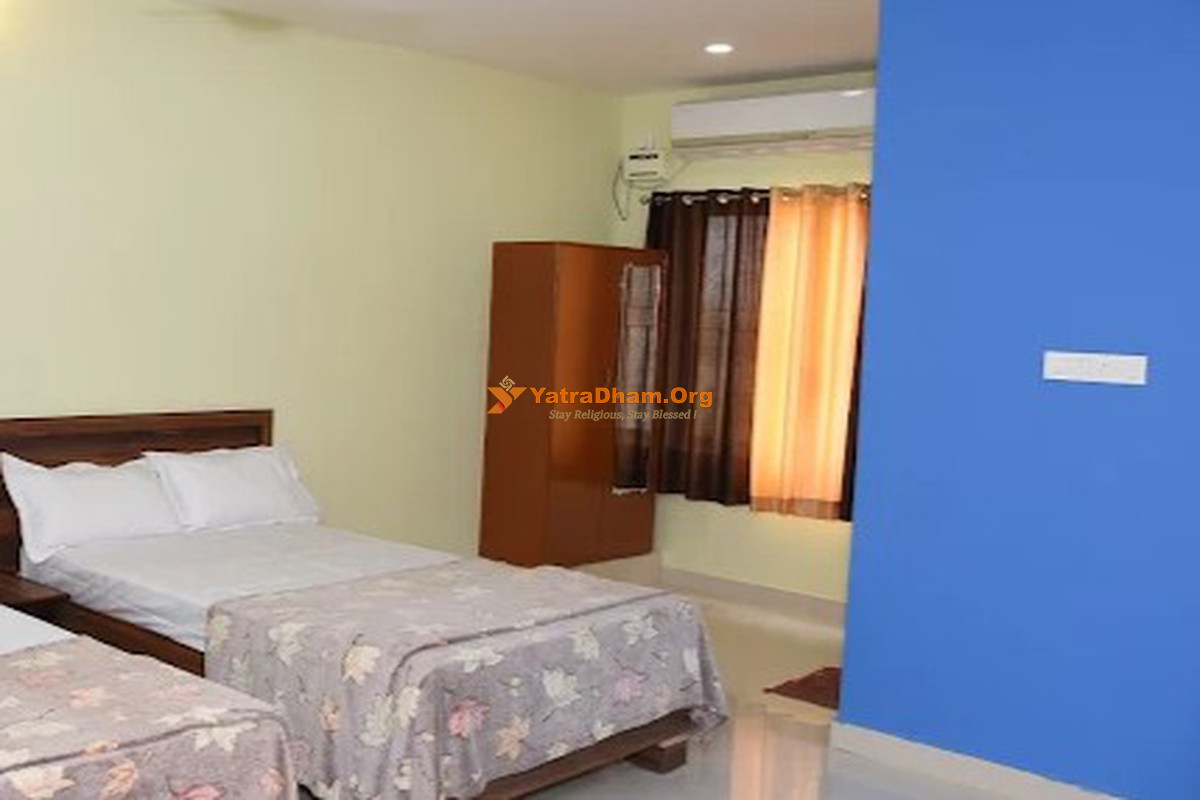 Sai Teja Residency Kanipakam Room View