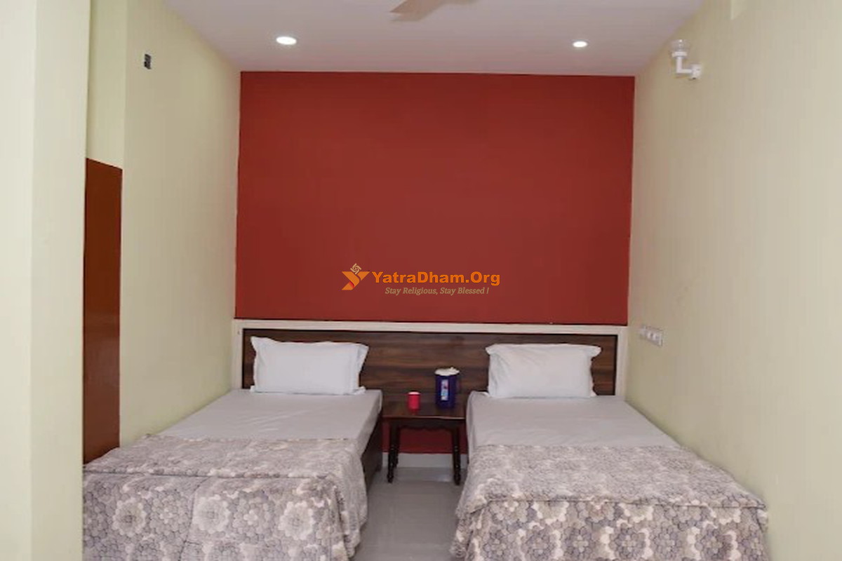 Sai Teja Residency Kanipakam Room View