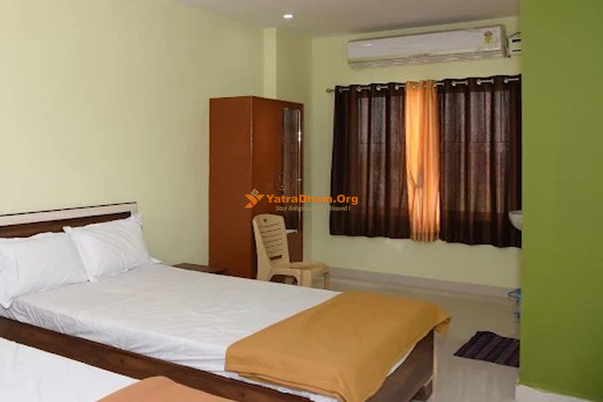 Sai Teja Residency Kanipakam Room View