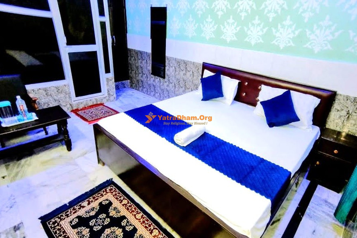 Shri Hari Lodge Ayodhya 2 Bed Room