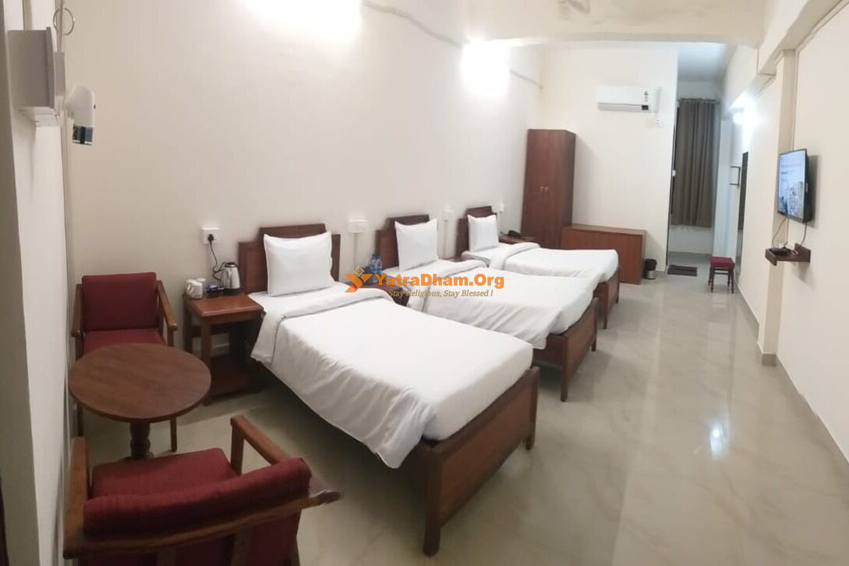 Dwarka Kunj Vrindavan Room