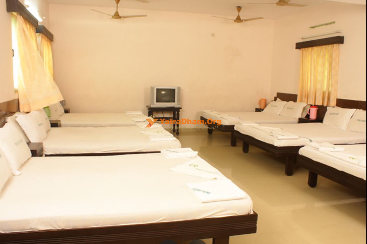 Kanyakumari Triveni Yatrik Nivas 12 Bed Room View
