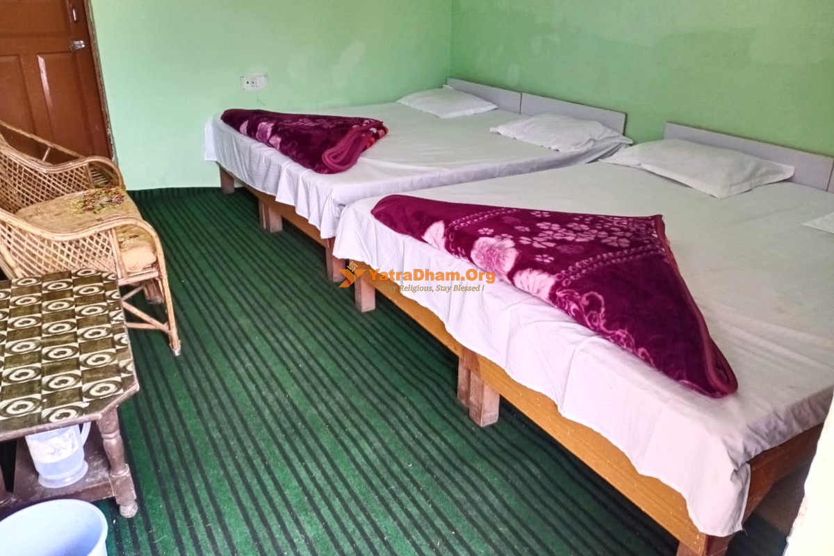 Hotel Bharat Palace Barkot 4 Bed Room