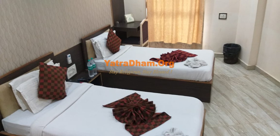 Hotel Tulsi Vadodara Lobby