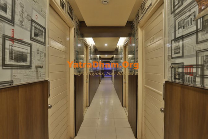Hotel Tulsi Vadodara Lobby