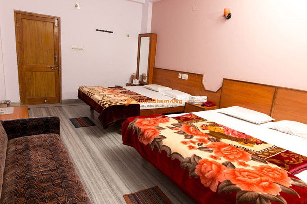 Hotel Udai Palace Udaipur 4 Bed Room