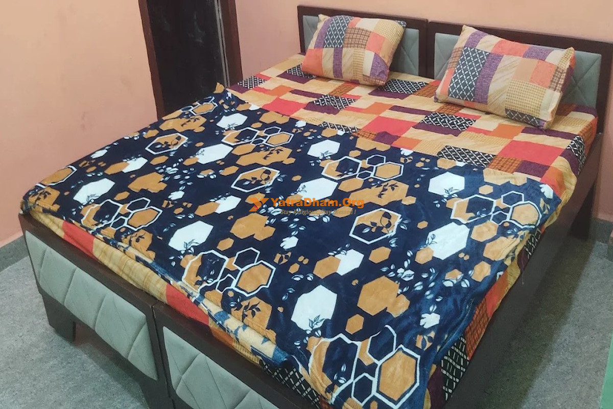 Sawariya Yatri Niwas Vrindavan 2 Bed Room