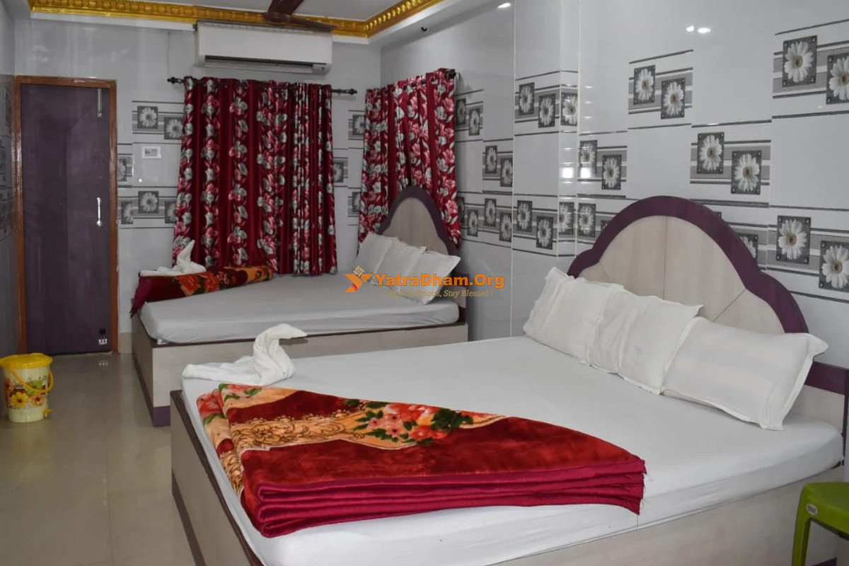 Hotel Mahamaya Dham - Digha 4 Bed Room View