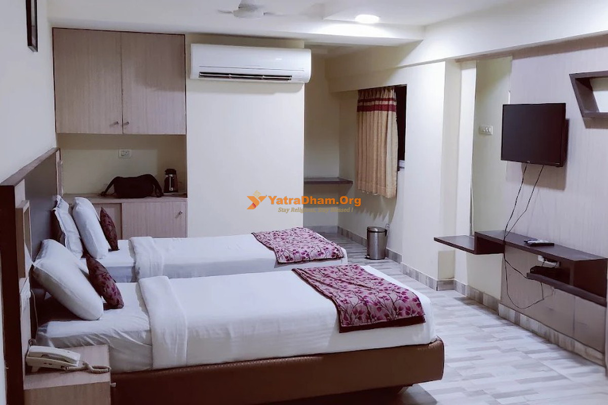 Hotel SK Riverfront Vijayawada Room
