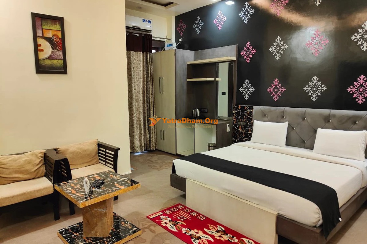 Hotel Ratan Royal inn - Datia 2 Bed Room View