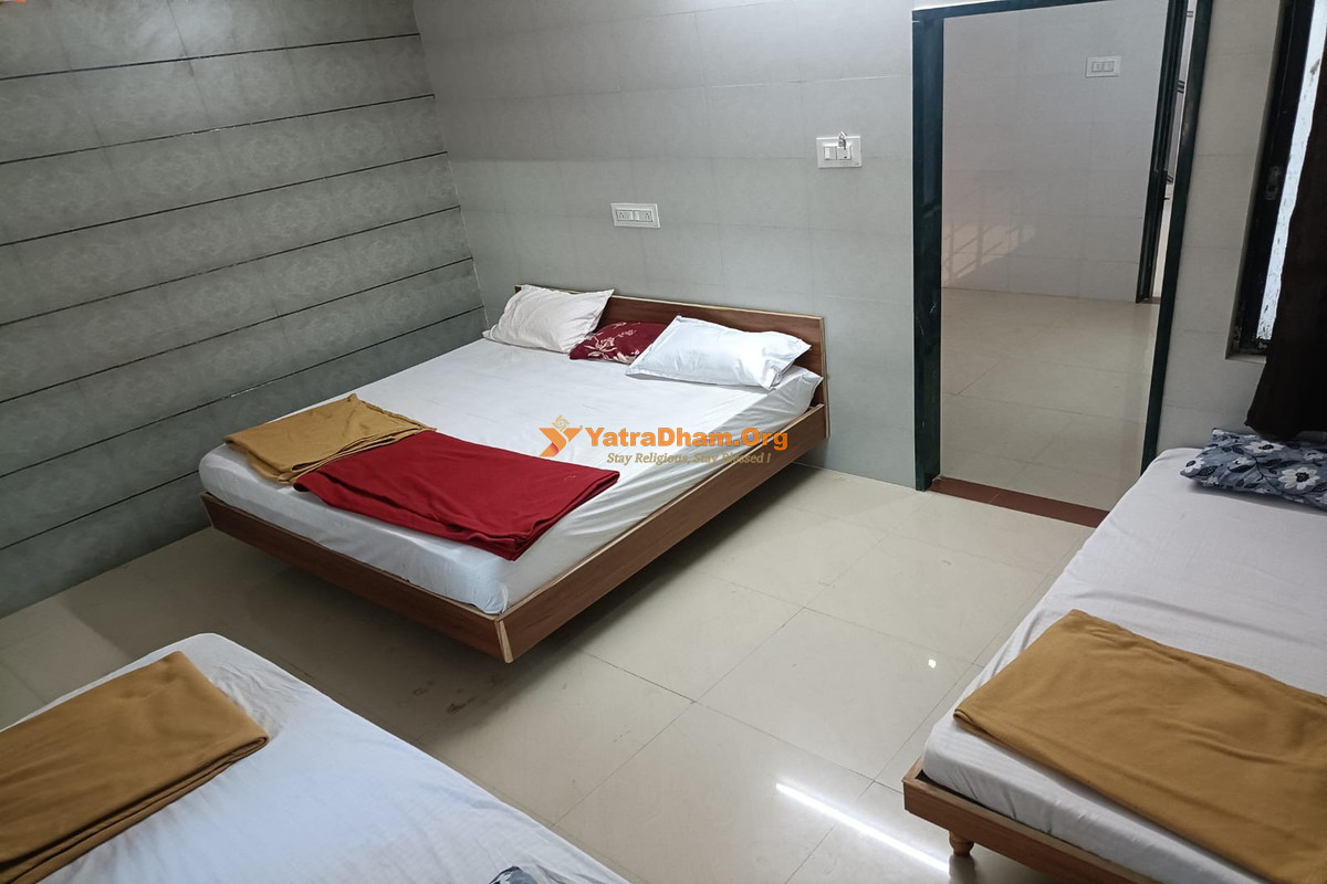 Dwarkesh Residency Dwarka Room