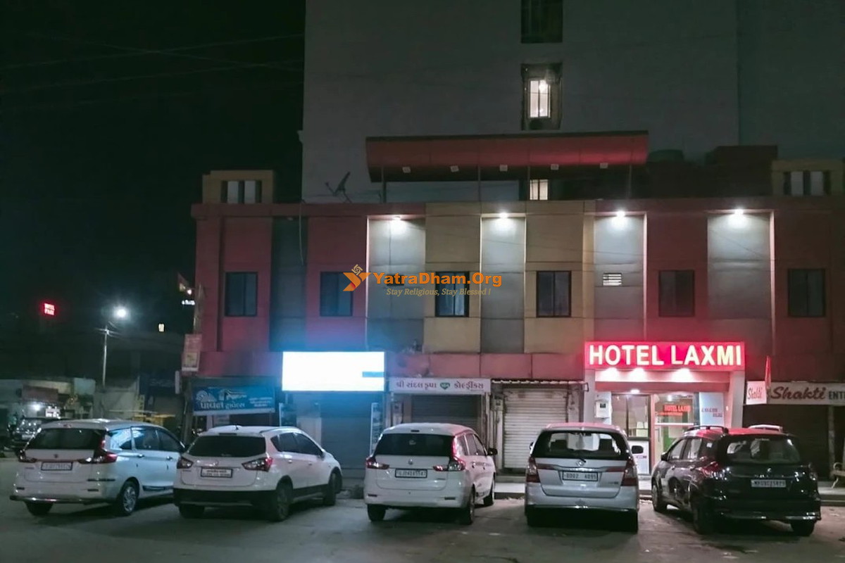 Hotel Laxmi Dwarka Building View