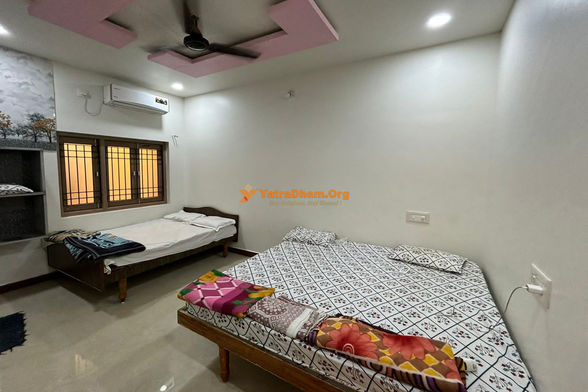 Prem Pravah Banglow Dwarka Room View